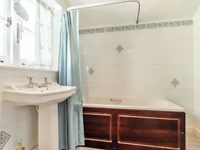 3 bedroom accommodation in Colyton, near Lyme Regis - Image 3