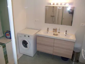 Pragt charmerende hus, roligt, i det grønne ... men 5 minutter fra Vichy - Image 3