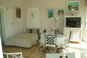 Charmig lägenhet i en villa med pool Grasse-Plascassier - Image 5