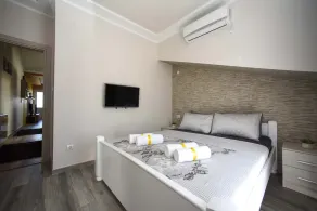 D&D Apartments Tivat - Apartment with 4 beds - No.12 - Image 4