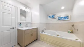 Relax at this 6 bedroom 3 bath bay front in Surf City - Image 4