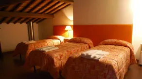 Villa del Lago. Independent Villa up to 18 guests. Private heated pool - Image 4