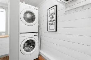 Adorable Modern Guesthouse - West Downtown Boise - Image 2