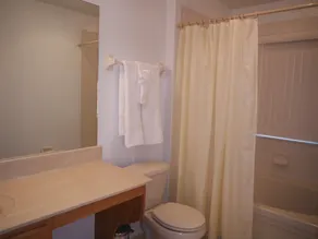 3 miles to Disney, nouvelle piscine / toboggans, WiFi gratuit / Parking, sans frais d'établissement - Image 2