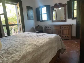 Honeymoon suite with private jacuzzi DISCOUNTED RATE - Image 5