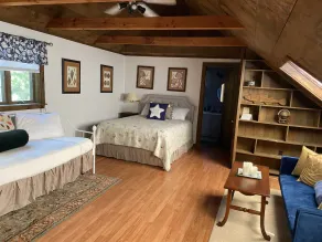 Cape Cod Studio with Kitchen. Very to close to beach! No bridge! - Image 3
