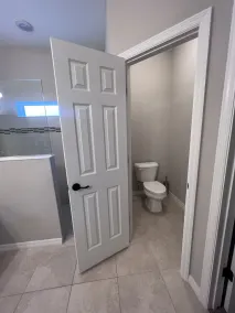 Private Waterfront Beautiful 4-bedroom Home  - Image 3