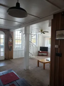 Ohio River Waterfront Cabin 4 bedroom 2 bath Derby Indiana sleeps 10 with hottub - Image 2
