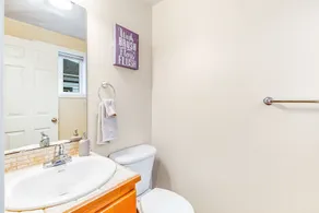 Corner Townhome with Deck, Tons of Natural Light, WiFi, & Gas Fireplace - Image 3
