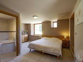 Gîte Croizet-Sur-Gand, 6 Pièces, 13 Personnes - Fr-1-496-25 - Image 3
