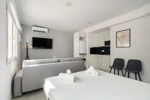 Madrid RIo Suites con Parking Privado - Image 4