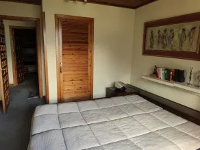 Cozy apartment with beautiful mountain views - Image 5