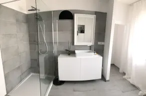 Appartamento moderno e recentemente ristrutturato 95 m2 - Image 4