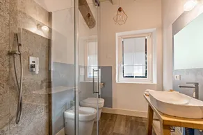 Wunderschöne Wohnung mit Pool und Garten - Image 5