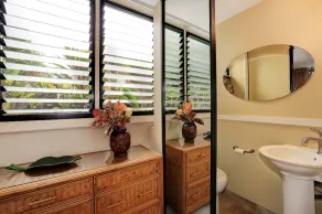 Pikake #a6 2 Bedroom Condo by RedAwning - Image 4
