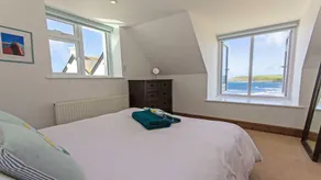 Stables Croyde 4 Bedrooms, Sleeps 8, Sea & Beach Views - Image 5