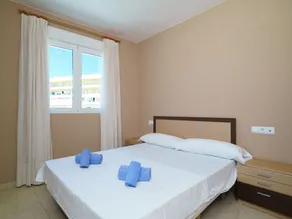 Bellissimo appartamento per 4 ospiti con A/C, piscina, WIFI, TV e terrazza - Image 5