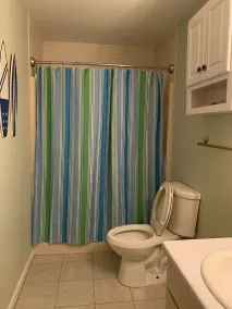 Quality comfort in a convenient location (entire house) - Image 5