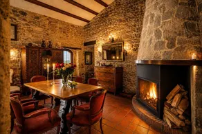 Fortress rental near Barcelona - Image 4
