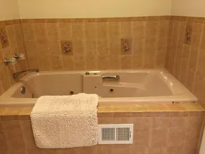 Single family Beach House Close to Kiddie Beach & Ocean - Image 4