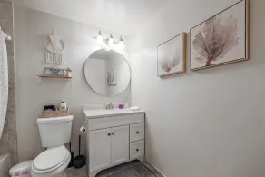 Exquisite Hideaway on Shea: Updated Idyllic Family Home in Top Notch Location - Image 4