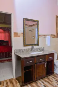 5 BEDROOM Apartment - Image 3