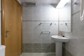 Appartement rez-de-chaussée avec piscine UHC GOLDEN PINEDA 205 - Image 3
