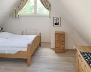Fewo im 1. OG, Max. 4 Erw. u.1 Kleinkind bis 3 Jahre, Wlan, Süd-balkon, Haustier - Image 4