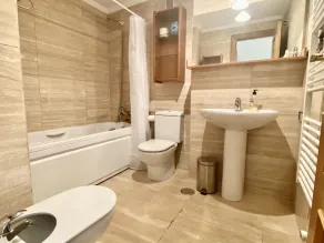 Housingleon - San Marcos con garaje - Image 3