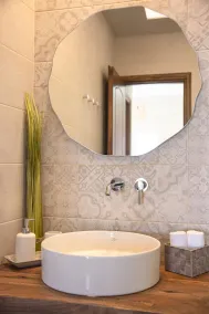 PENNY LUXURY APARTMENTS - Image 2
