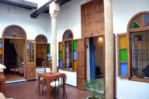 Comfortable riad, near train station and airport and beaches - Image 3