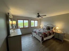 Amazing Views, Peaceful Surroundings, Yet Minutes From All The Fun. 3/2 - Image 5