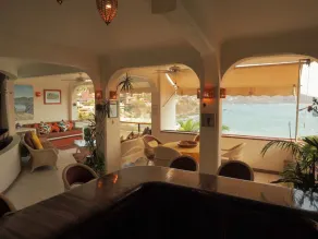 ‘One of a kind’ Luxurious Million $ Ocean View Beachfront Condo on Madera Beach - Image 5