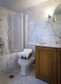 High-end aesthetics villa, severed from prying eyes! - Image 2