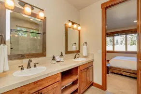 Suncadia's Finest! 3 En-Suites* Year Round Specials * On the Course * Hot Tub - Image 3