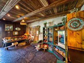 The Oak Lodge - Image 2