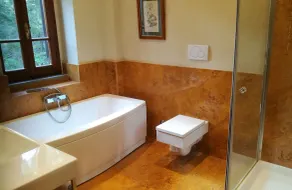 Country house, heated pool, 4 en-suite bedrooms, stunning views sleeps 8 wi-fi - Image 3