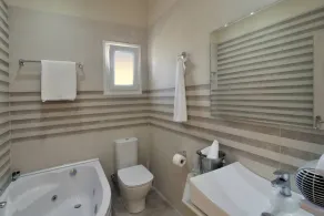 Katoi Apartment 1 Agios Georgios Pagoi - Image 3