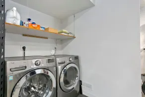 Bright, colorful & cozy studio in oldtown Timnath. Walking distance to a brewery - Image 2