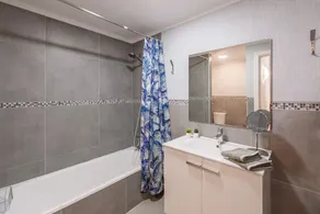 Central Holiday Apartment \"Aire del Mar\" with Terrace, Air Conditioning and Wi-Fi - Image 2