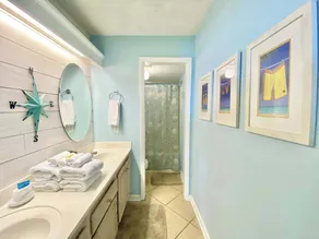 Wind Drift 102S by ALBVR - 2BR, 2BA Beautiful Upgraded Beachfront Condo near Flora Bama, Outdoor Pools and Tennis Courts - Image 2