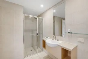 North facing park view 2bed2bath - WIFI + parking - Image 3