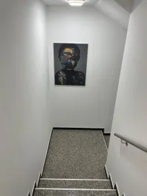 Modern One Bedroom Apartment - Image 3