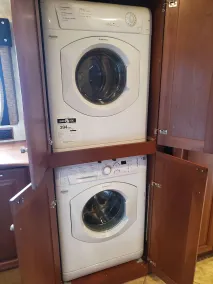 2011 Winnebago Adventurer 35P - Unit Rental / NO site - Image 2