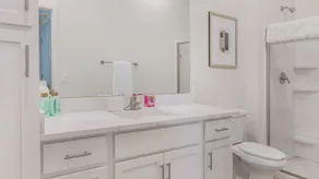 Landing Apartments Tucson near La Cholla Professional Park - Image 5