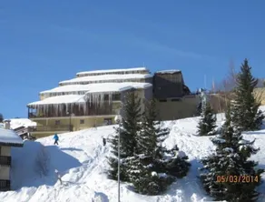 Ski-in/ski-out & foot of the slopes, 5th floor, balcony, tv, ski locker, 27m², Auris en Oisans - Image 4