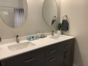 Your Private Urban Getaway Home  minutes to Uptown Charlotte NC 3beds, 2 bath - Image 4