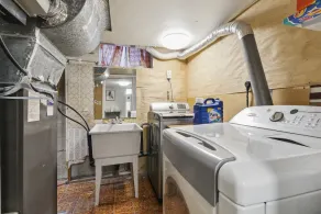 Family sized apartment 20min to Downtown - Image 2