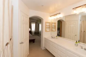 Gorgeous Home 2 Miles to Beaches Old Town Ventura - Image 4