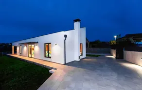 Gorgeous home in Burici - Image 4